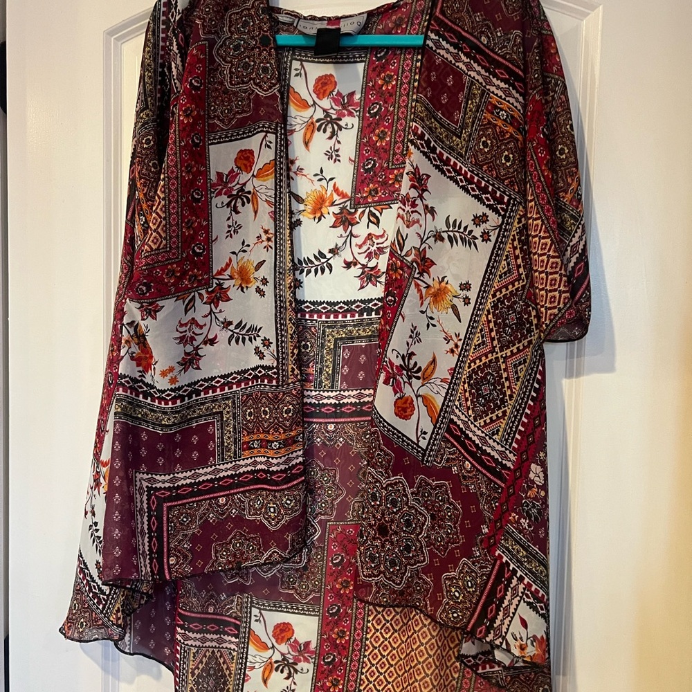 Polly & Esther Vibrant Floral Kimono
